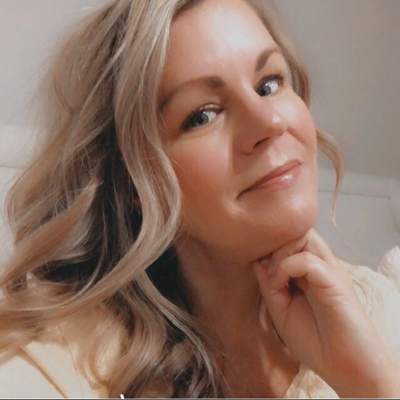 Meet your Posher, Karla - Picture 6 of 6